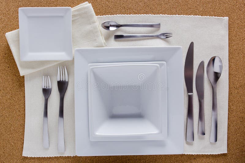 Option table setting with square plates