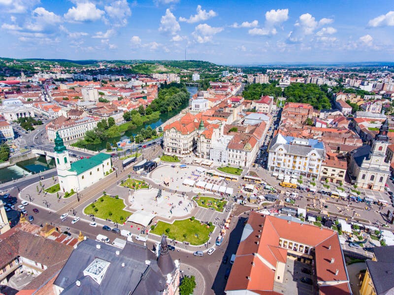 Oradea Romania stock image. Image of cars, statue, buildings 92760231