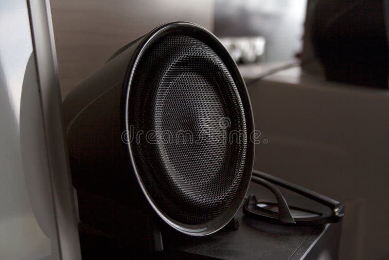 Orador audio preto no interior home foto de stock royalty free Orador audio preto no interior home foto de stock royalty free