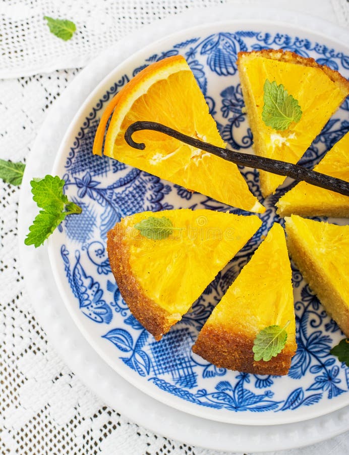 Orange Cake with Orange Slices Stock Photo - Image of plate, meal: 51096218