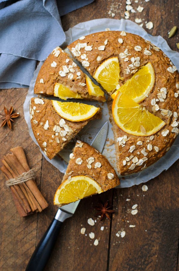 Orange Hafer-Kuchen, Frisch Gebackene Torte Des Strengen Vegetariers ...