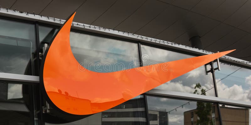 nike store orange