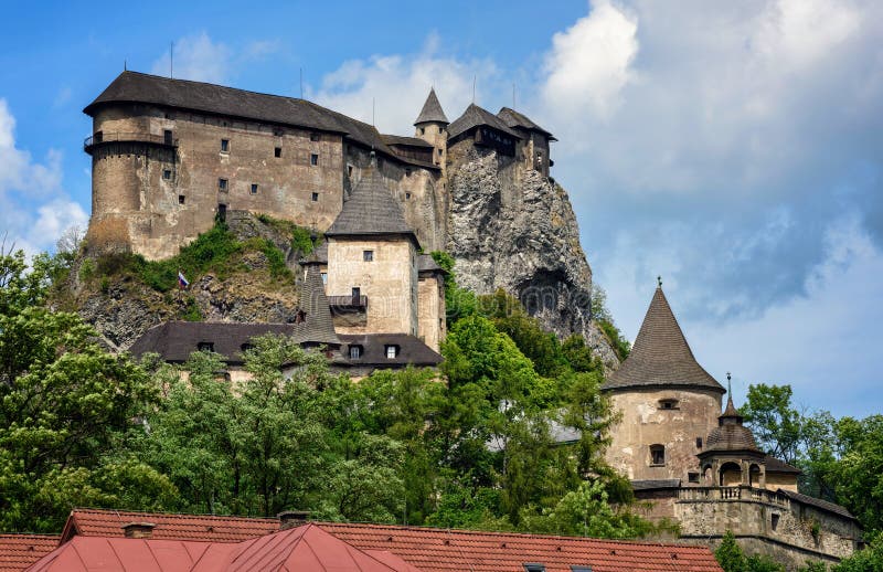 Oravský hrad na skale, Slovensko