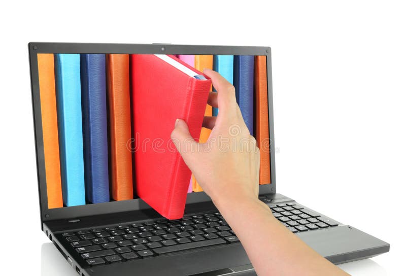Ordinateur portable avec les livres colorés photos stock Ordinateur portable avec les livres colorés photos stock