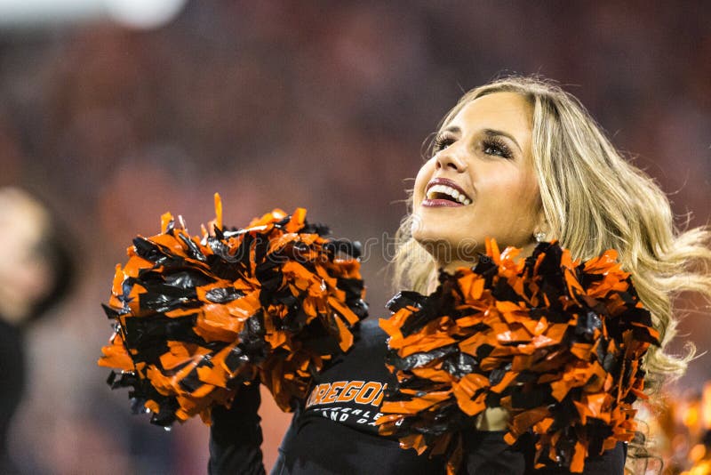 cheerleader der oregon state university