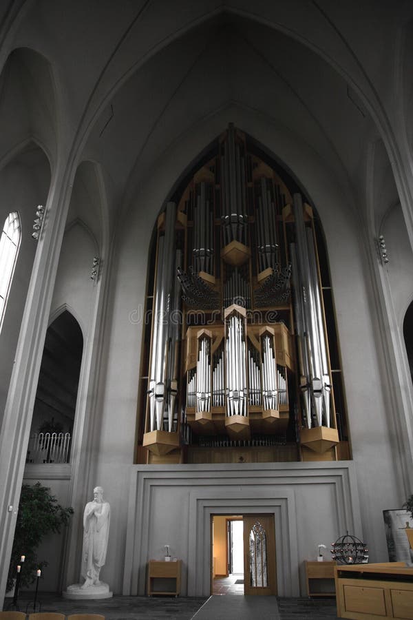 Organe d'église de Hallgrimskirkja image libre de droits Organe d'église de Hallgrimskirkja image libre de droits