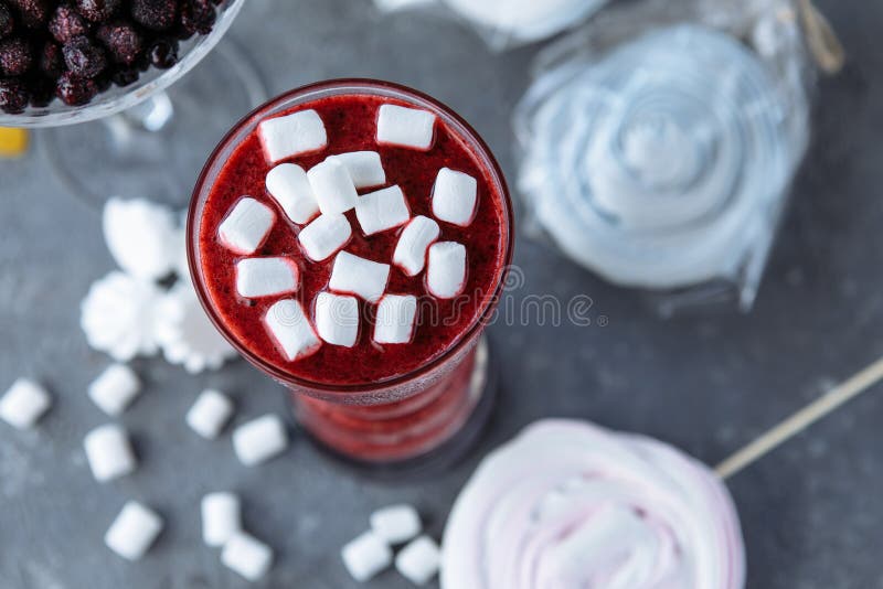Organic Blueberry Smoothy made with fresh ingredients stock images