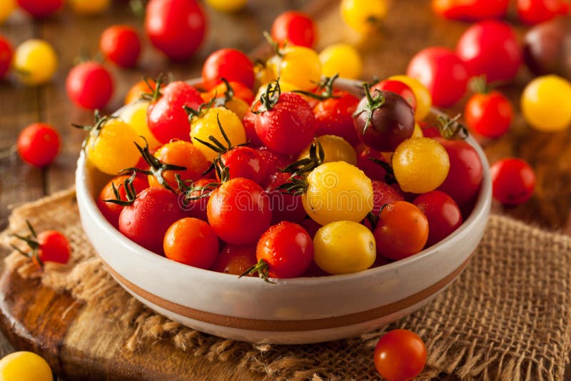 Organic Heirloom Cherry Tomatos