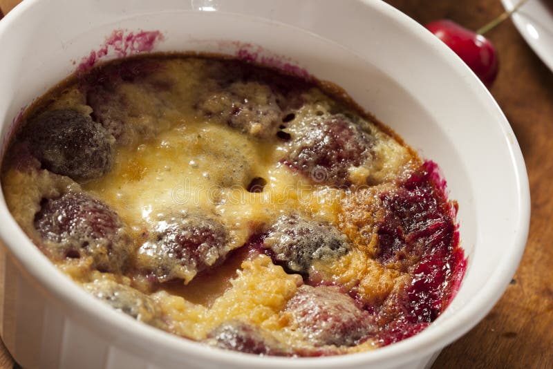 Organischer Cherry Cobbler Cake lizenzfreies stockfoto Organischer Cherry Cobbler Cake lizenzfreies stockfoto