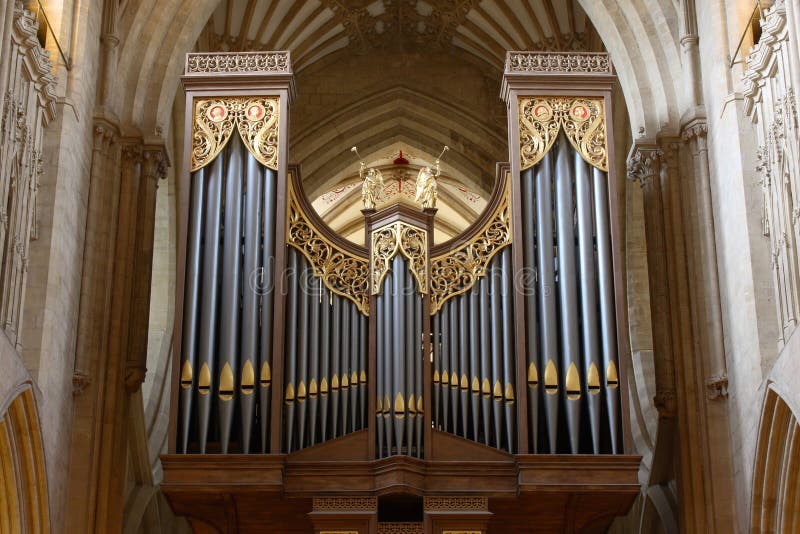 Organo della cattedrale dei pozzi