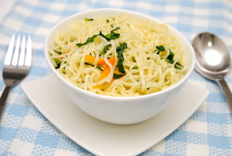 Oriental style vegetarian noodles