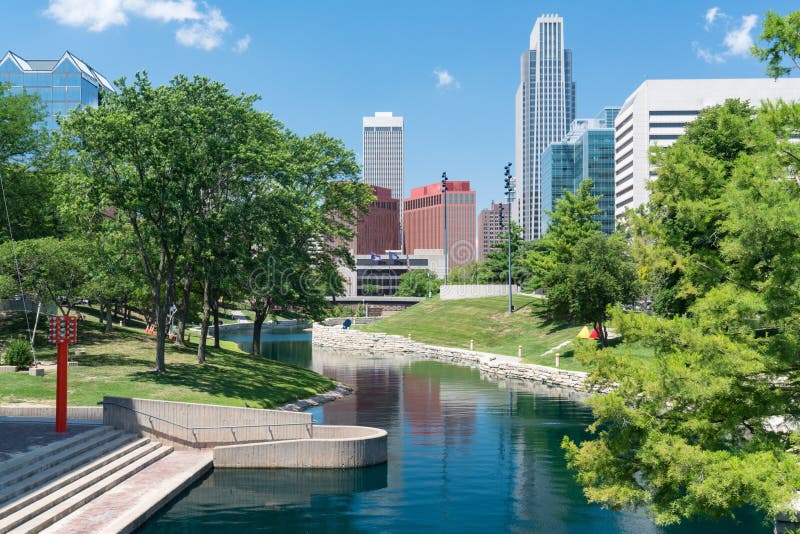 Orizzonte della città a Omaha del centro, Nebraska fotografia stock libera da diritti Orizzonte della città a Omaha del centro, Nebraska fotografia stock libera da diritti