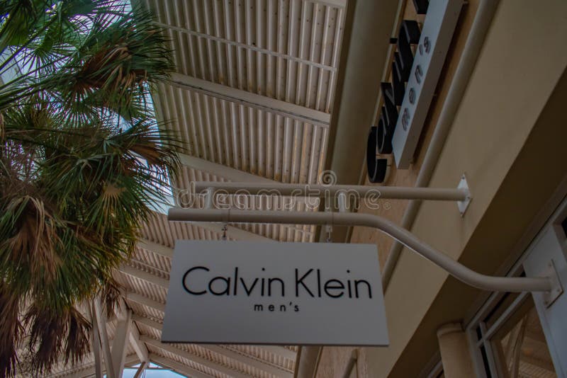 Calvin Klein Mens Sign at Premium Outlet in International Drive Area.  Editorial Stock Photo - Image of hilfiger, calvin: 152776578