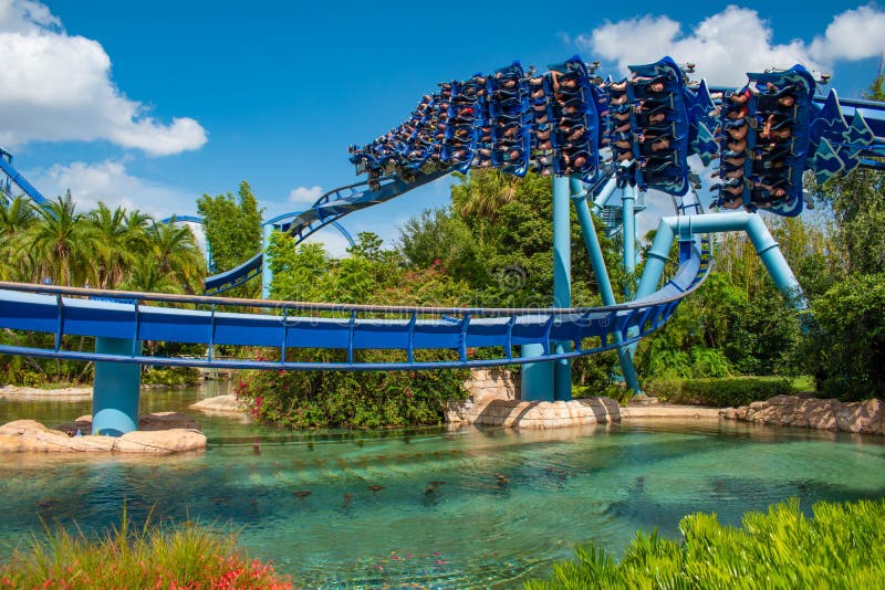 Roller coaster seaworld hi-res stock photography and images - Alamy