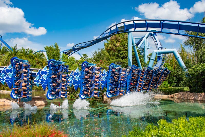 Roller coaster seaworld hi-res stock photography and images - Alamy