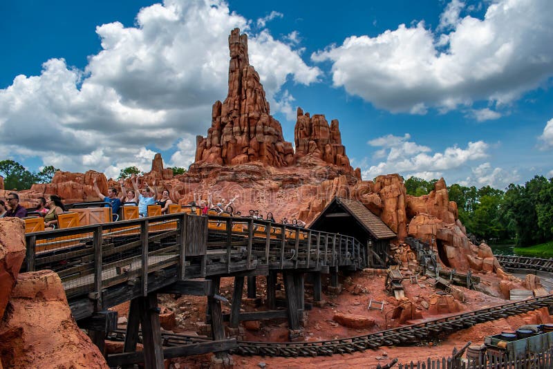 Big Thunder Mountain Railroad at the Magic Kingdom Editorial Photography -  Image of cartoon, destination: 108417382