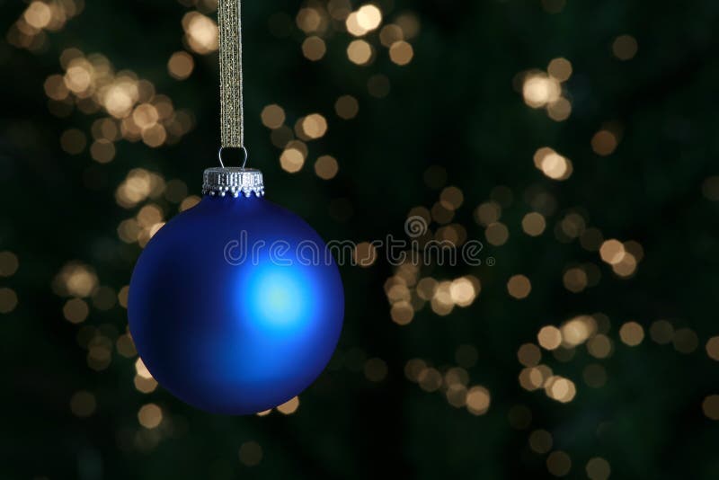 Ornament albastru de Crăciun stock photography