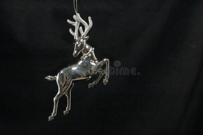 Ornement de Noël - renne argenté photo stock Ornement de Noël - renne argenté photo stock