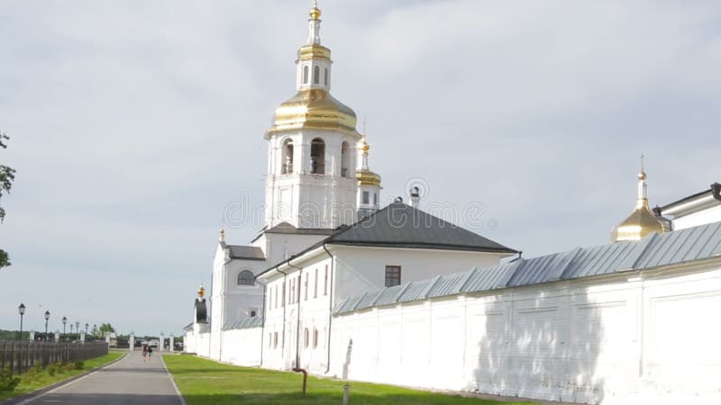 Orthodoxe Christelijke kerk, klokken het bellen