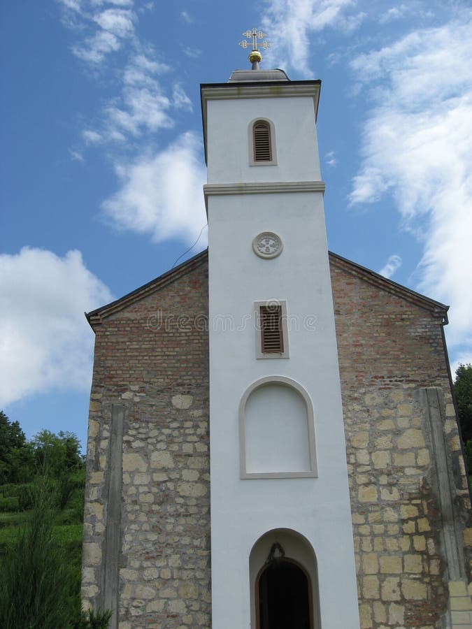 Ortodoxkerk, Monument van cultuur, St Petka, Fruska Gora, Berg, Vojvodina, Servië royalty-vrije stock afbeeldingen Ortodoxkerk, Monument van cultuur, St Petka, Fruska Gora, Berg, Vojvodina, Servië royalty-vrije stock afbeeldingen