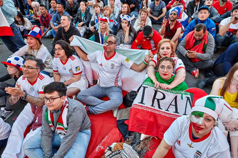 Fãs Iranianos Em Rússia Durante O Campeonato Do Mundo 2018 De FIFA Imagem  de Stock Editorial - Imagem de homem, macho: 119920304