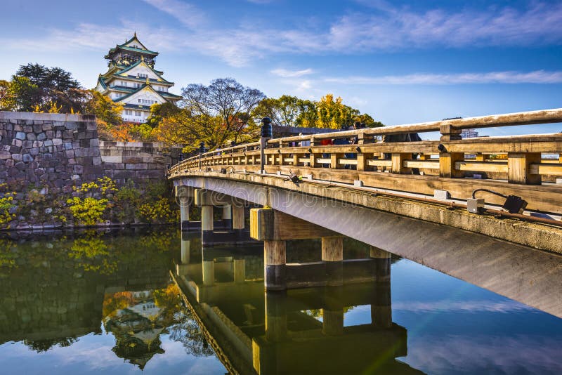 Castello di Osaka, in Giappone.