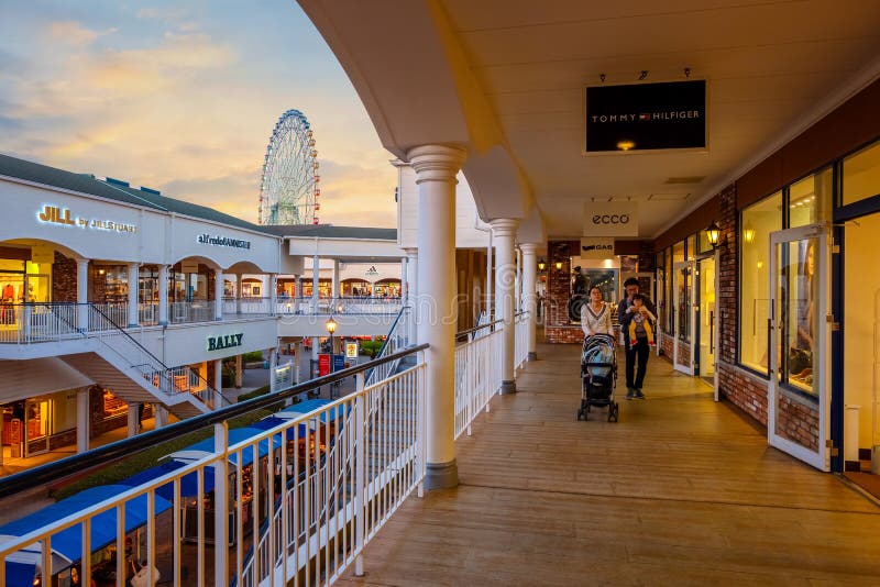 Rinku Premium Outlets In Osaka, Japan Editorial Stock Photo - Image of people, mall: 152995453