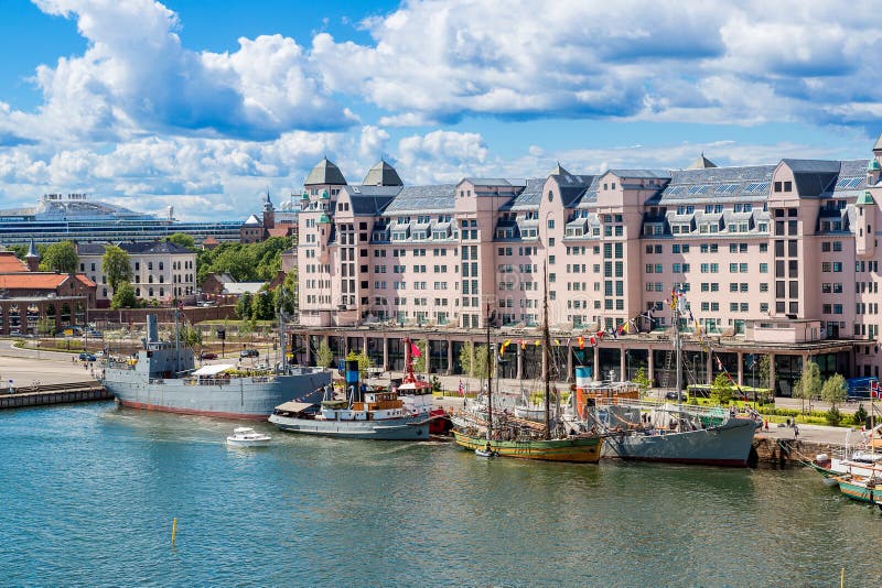 Oslo-Skyline und -hafen norwegen lizenzfreies stockbild Oslo-Skyline und -hafen norwegen lizenzfreies stockbild