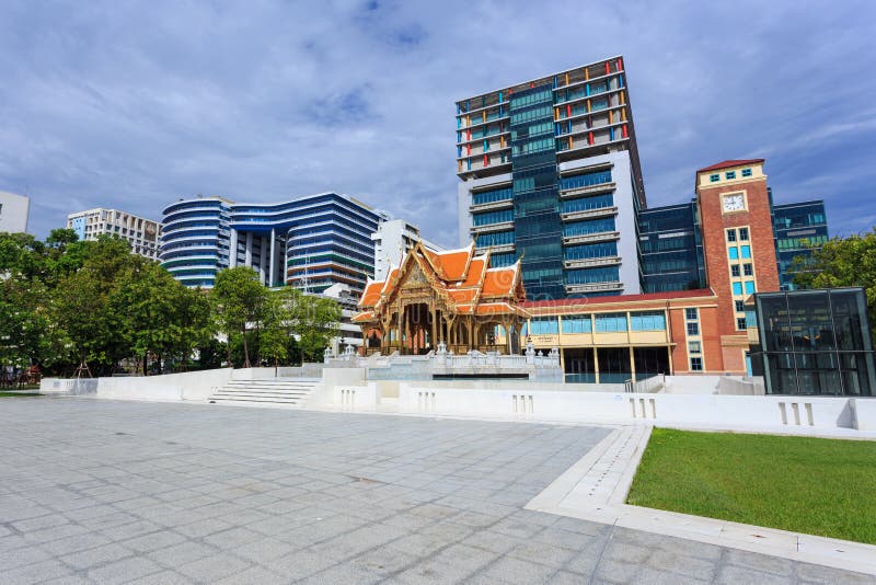 Ospedale Siriraj Piyamaharajkarun immagini stock libere da diritti