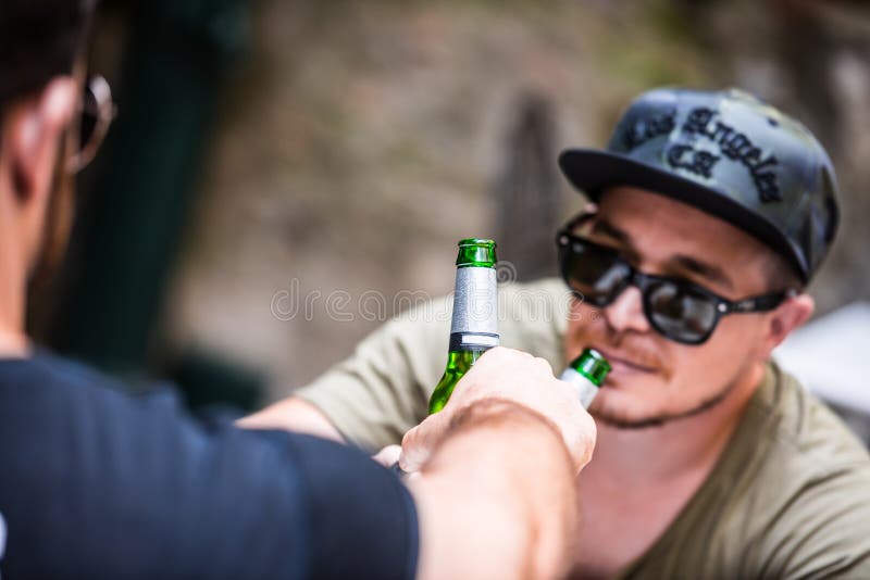 Otuchy szturman, salut obraz stock Otuchy szturman, salut obraz stock