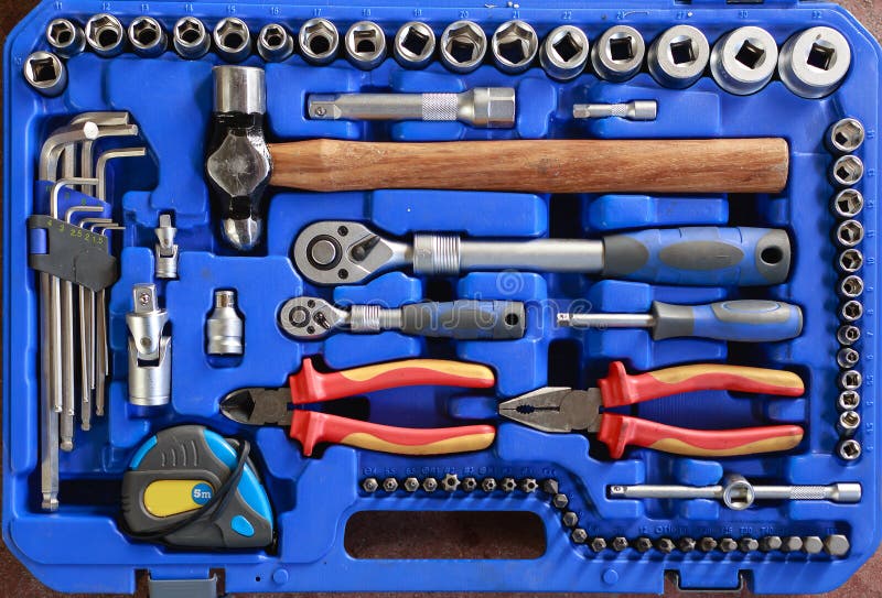 Otwiera toolbox z różnymi instrumentami Setów narzędzia w pudełku obraz royalty free Otwiera toolbox z różnymi instrumentami Setów narzędzia w pudełku obraz royalty free