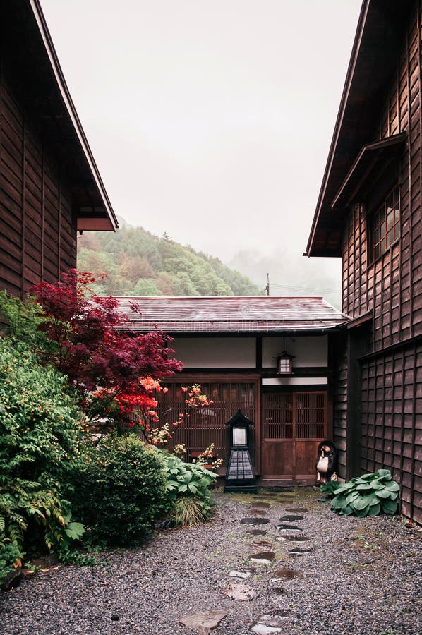 Oud houten Edo-huis van de Poststad van Narai narai-Juku - Nagano, J royalty-vrije stock foto Oud houten Edo-huis van de Poststad van Narai narai-Juku - Nagano, J royalty-vrije stock foto