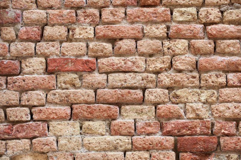 Oude baksteen-muur stock afbeelding. Image of bruin, steen - 17268019