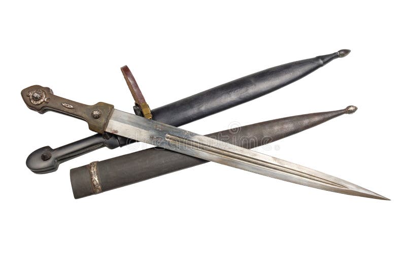 Oude Kaukasische dolken met een schede stock afbeelding Oude Kaukasische dolken met een schede stock afbeelding