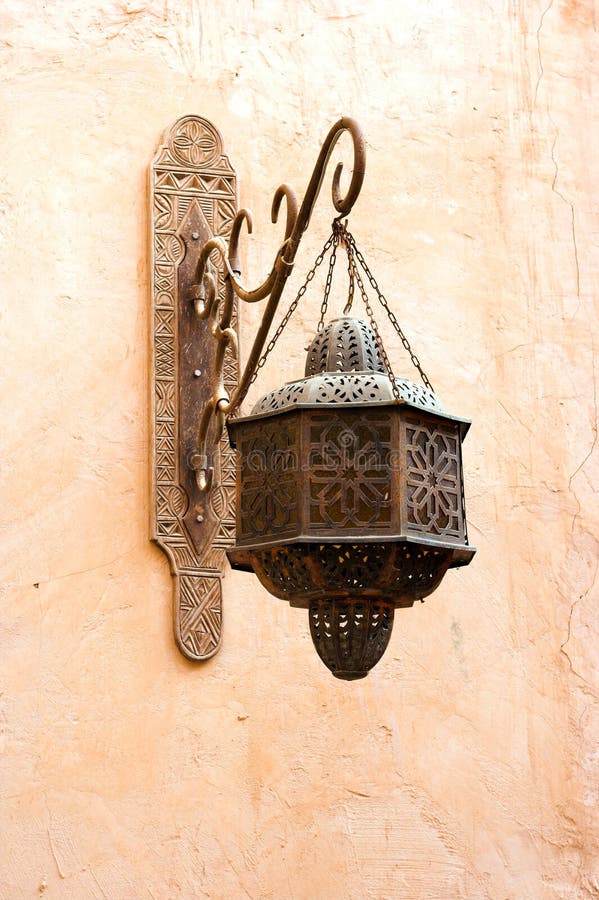 Kapel Luxe zelfstandig naamwoord Oude Klassieke Arabische Lamp Stock Afbeelding - Image of lichtgevend,  lampje: 1980519