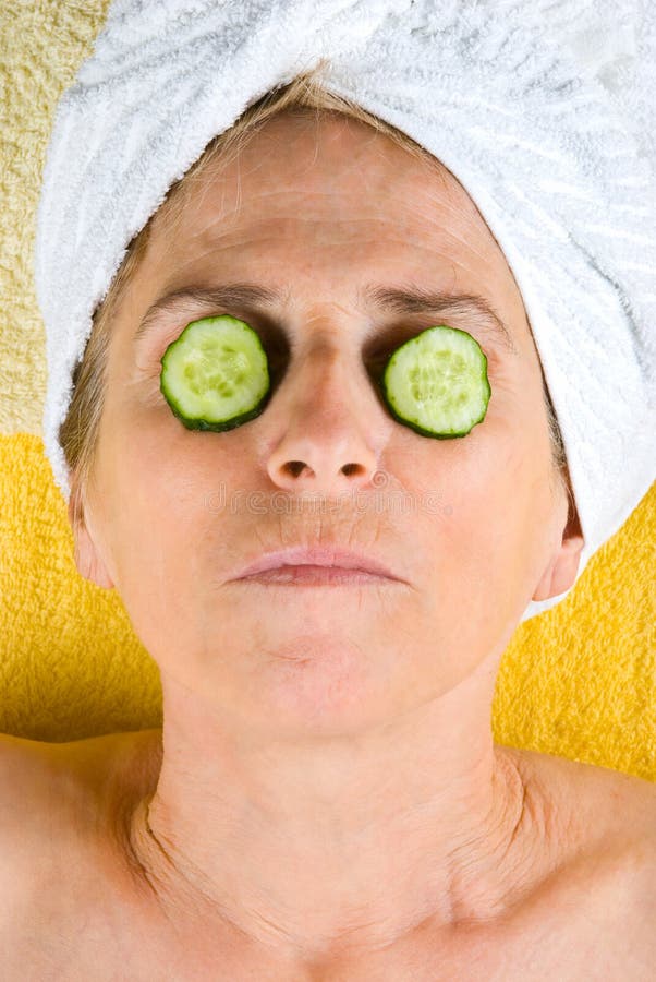 Oude vrouwenwellness stock foto's Oude vrouwenwellness stock foto's