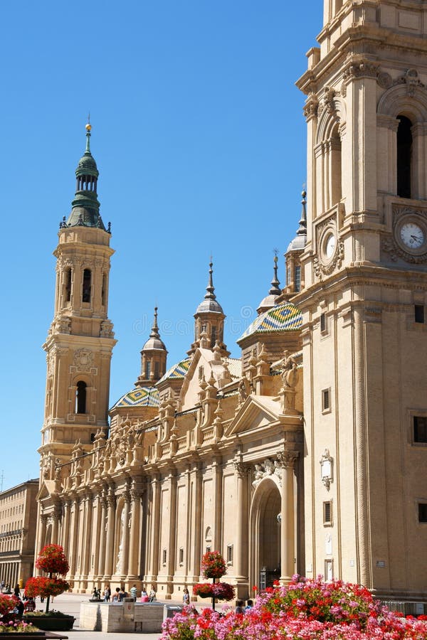 Our Lady Of The Pillar Cathedral In Zaragoza, Spain Editorial Stock