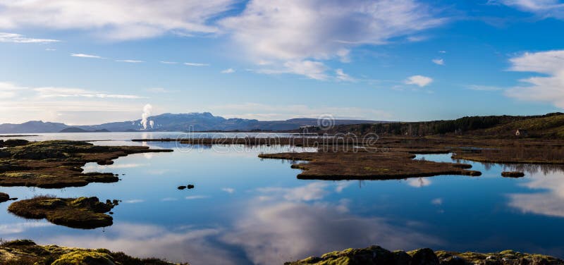 Outddors islandais de nature à l'usine géothermique de Silfra photographie stock Outddors islandais de nature à l'usine géothermique de Silfra photographie stock