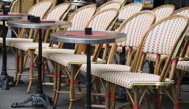 Outdoor cafe paris france stock image. Image of sidewalk - 9692669