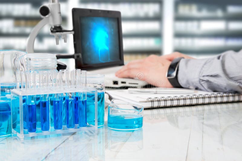 Pince De Laboratoire Dentaire Type Castroviejo - Pour Implants Et Marquage (Virco)