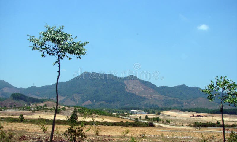The outskirts of the town of Da Nang. Vietnam Panorama from the height of the cable car of the dense mountain forest. royalty free stock photos The outskirts of the town of Da Nang. Vietnam Panorama from the height of the cable car of the dense mountain forest. royalty free stock photos