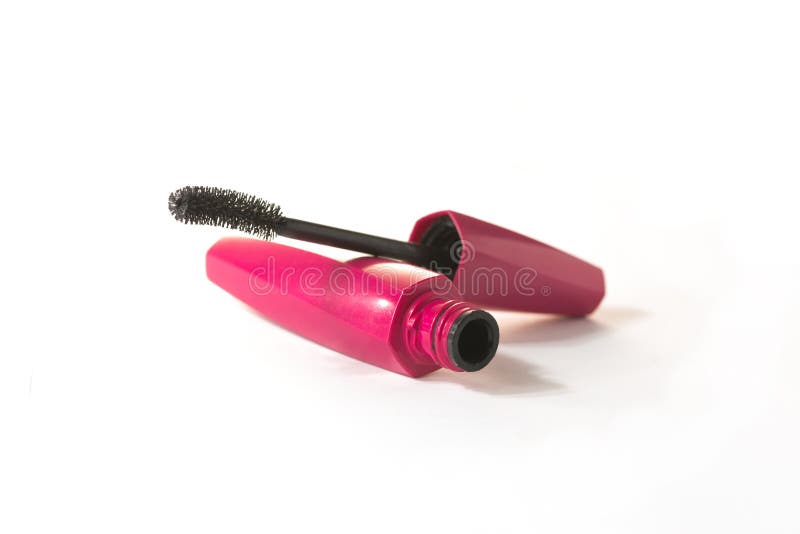 Ouvrez le mascara pourpre avec l'applicateur de baguette magique de brosse photos stock Ouvrez le mascara pourpre avec l'applicateur de baguette magique de brosse photos stock
