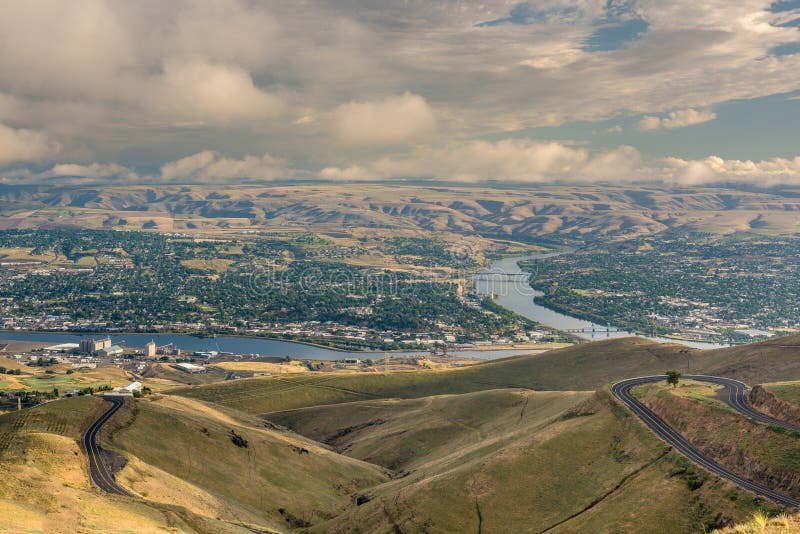 The town of Lewiston Idaho from the top of the grade. The town of Lewiston Idaho from the top of the grade