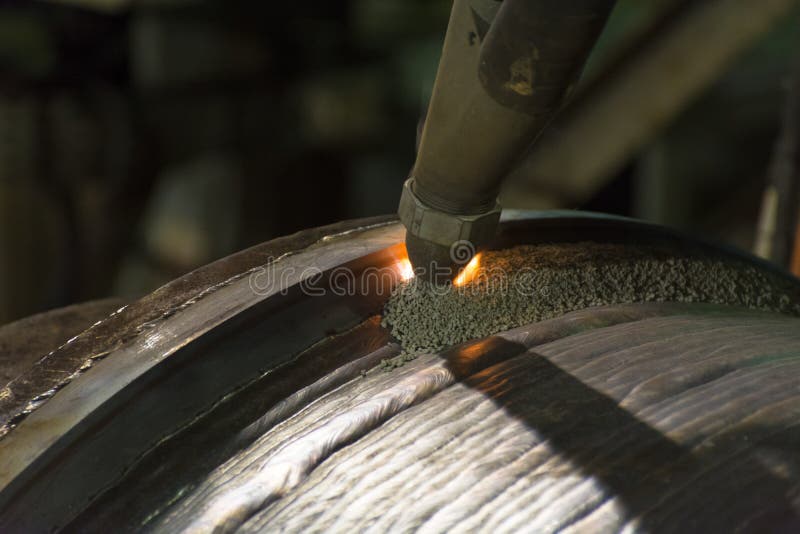 Overlay Welding Hard Surfacing of Steel Roll by Submerge Arc Welding