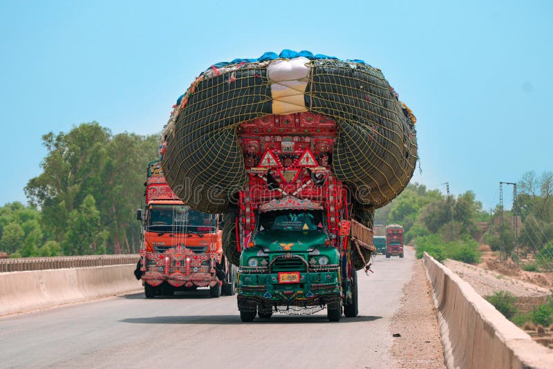 3 Reasons Overloaded Trucks Are So Dangerous