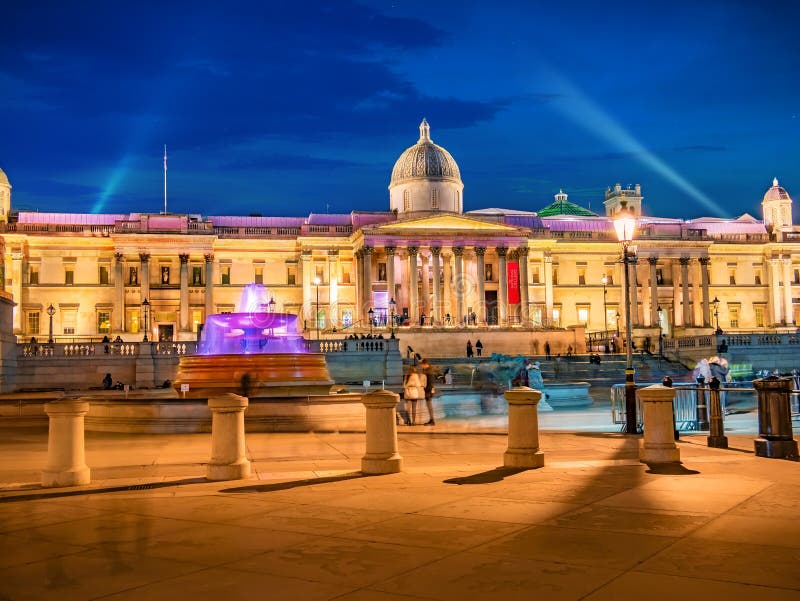 Ориентир национальной галереи в квадрате Trafalgar стоковые фото Ориентир национальной галереи в квадрате Trafalgar стоковые фото