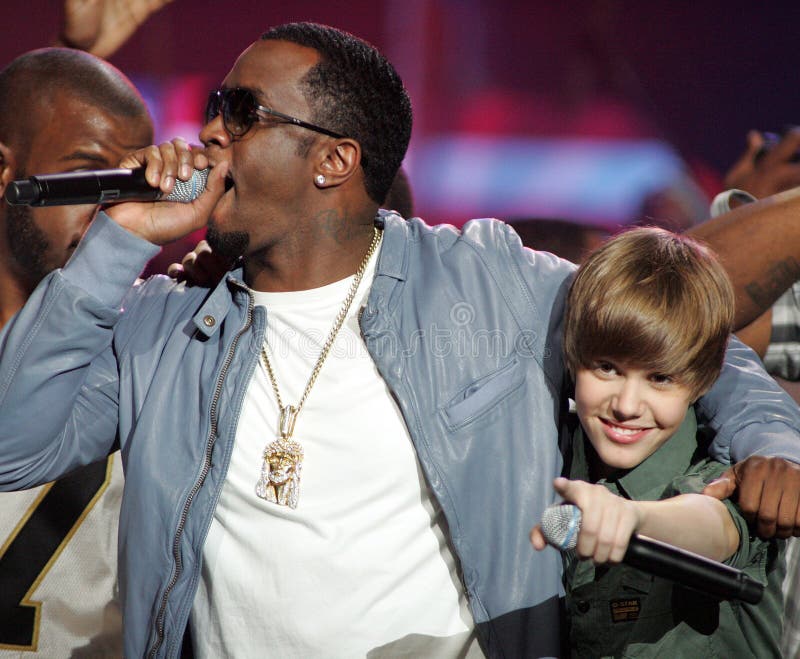 P Diddy Y Justin Bieber Se Realiza Foto de archivo editorial Imagen de febrero, miami 129598108