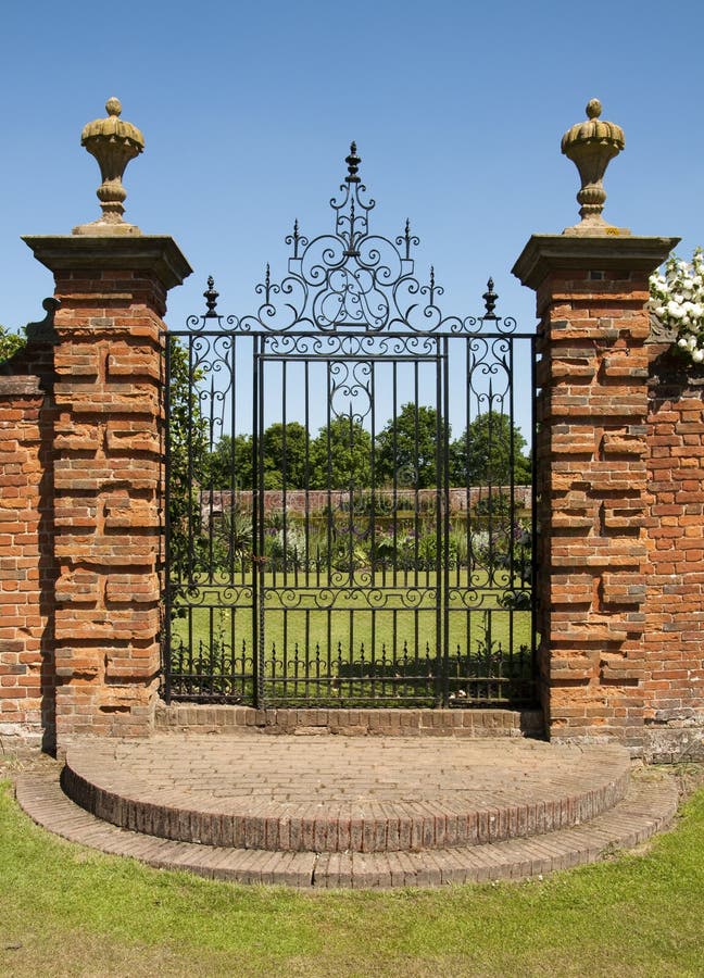 Packwood Manor House Wrought Iron Gates Stock Photo Image of wall