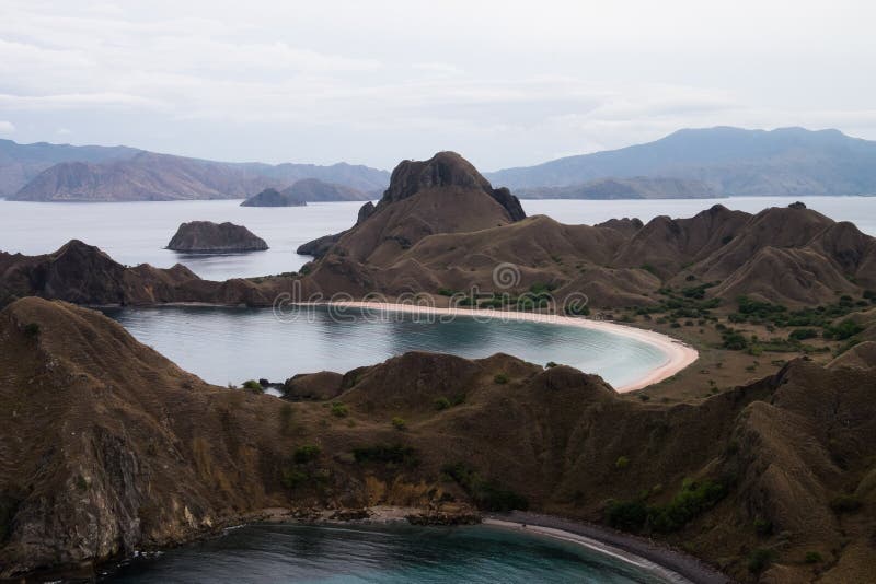 Padar-Insel in Labuan Bajo, Flores Indonesien lizenzfreie stockbilder Padar-Insel in Labuan Bajo, Flores Indonesien lizenzfreie stockbilder