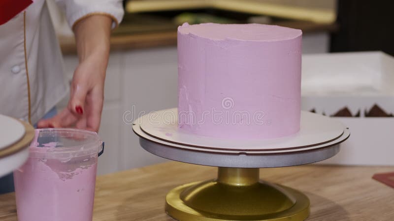 Bolo de aniversário feminino moderno -  - Receitas, Gastronomia  e Culinária